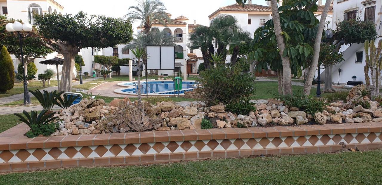 Appartamento Casa Millie Playa Flamenca Esterno foto